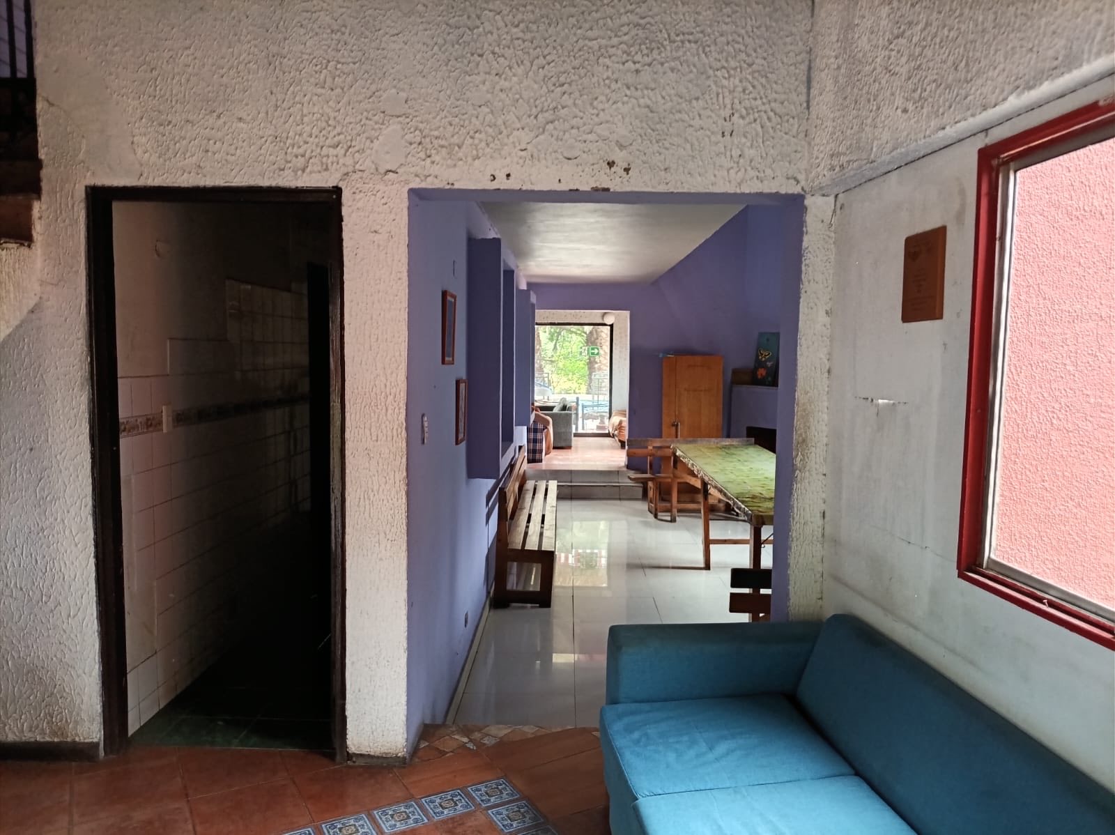 Pasillo interior de la sede Melipilla